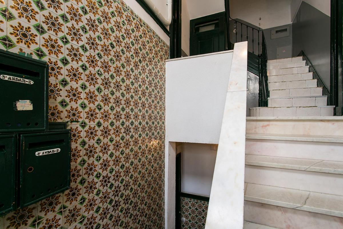 Lovelystay - Cozy 3bdr In Estrela Apartment *